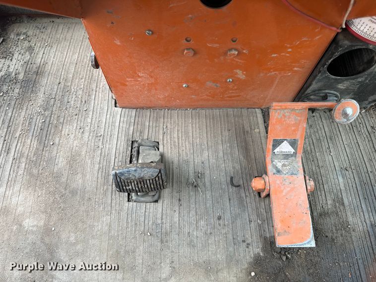 image for item DP8416 2005 Broce  RC350 broom