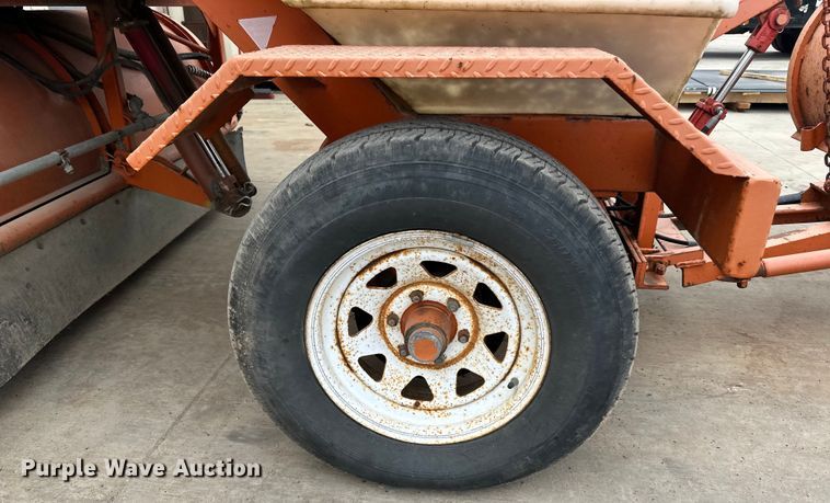 image for item DP8416 2005 Broce  RC350 broom