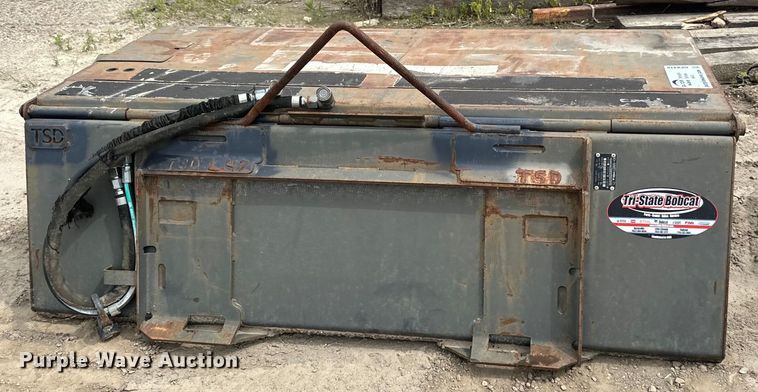 image for item DP8418 2014 Bobcat  72  skid steer sweeper