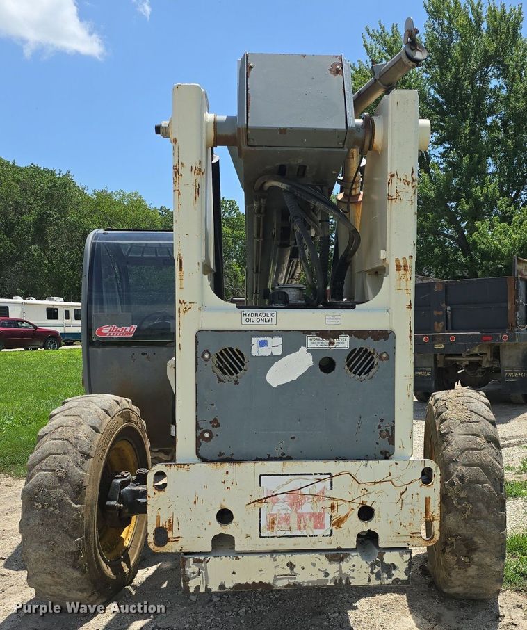 image for item DQ4437 2005 Terex TH644C telehandler