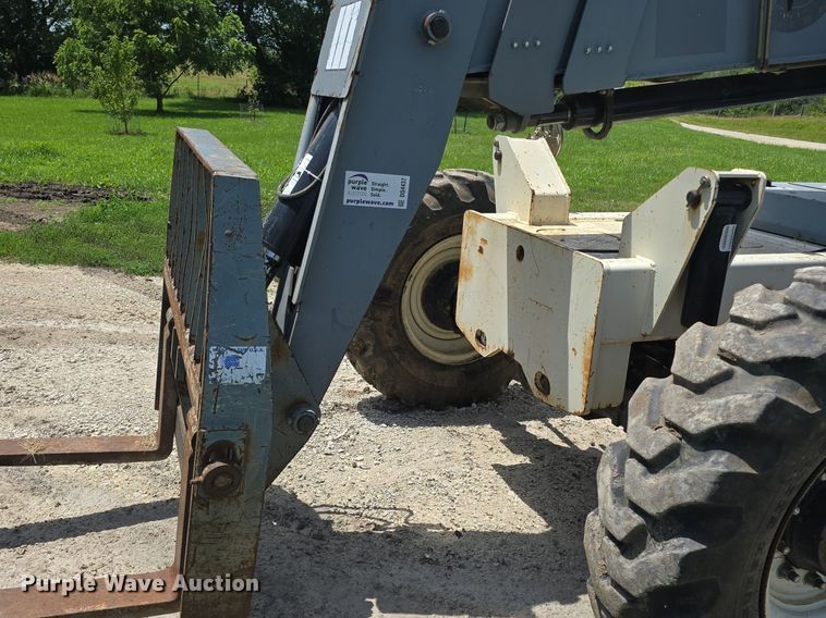 image for item DQ4437 2005 Terex TH644C telehandler