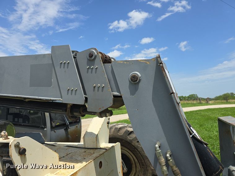 image for item DQ4437 2005 Terex TH644C telehandler