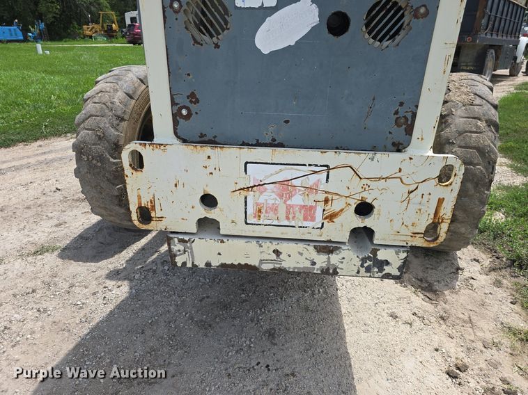 image for item DQ4437 2005 Terex TH644C telehandler