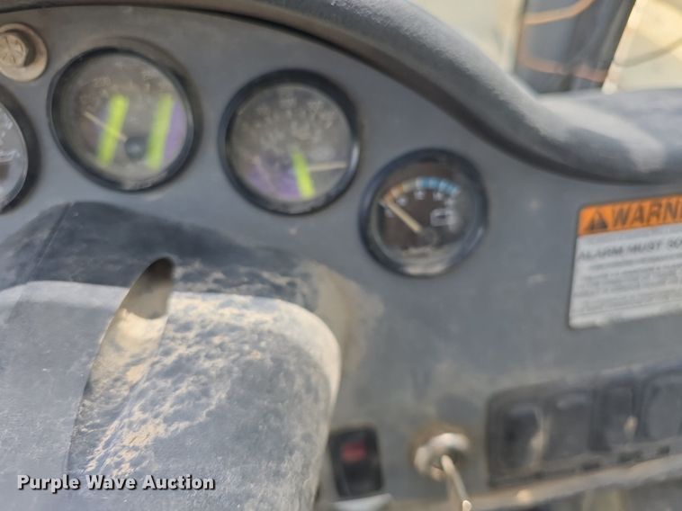 image for item DQ4437 2005 Terex TH644C telehandler