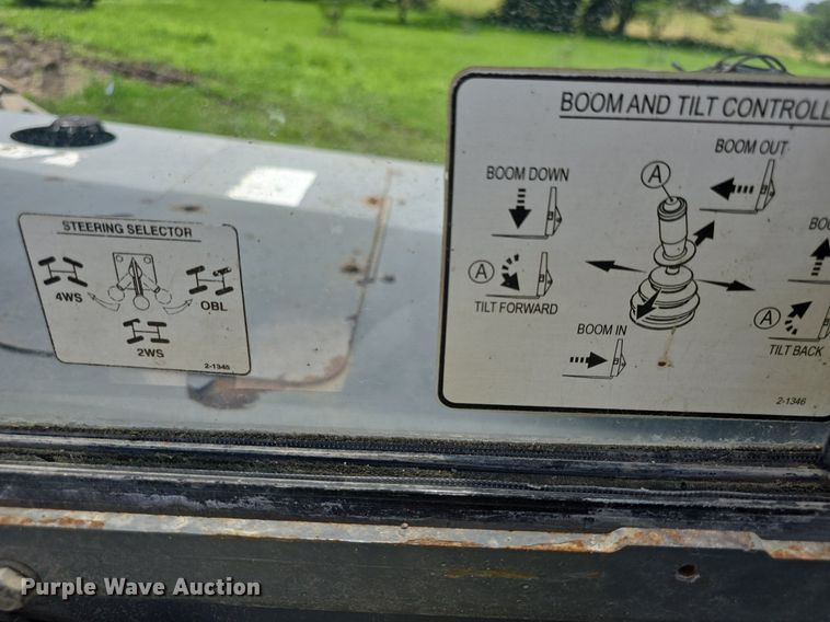 image for item DQ4437 2005 Terex TH644C telehandler