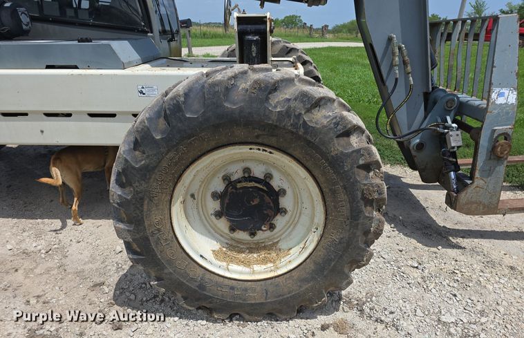 image for item DQ4437 2005 Terex TH644C telehandler