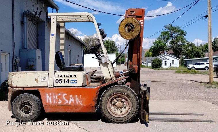 image for item DQ6128 Datsun 6000 forklift