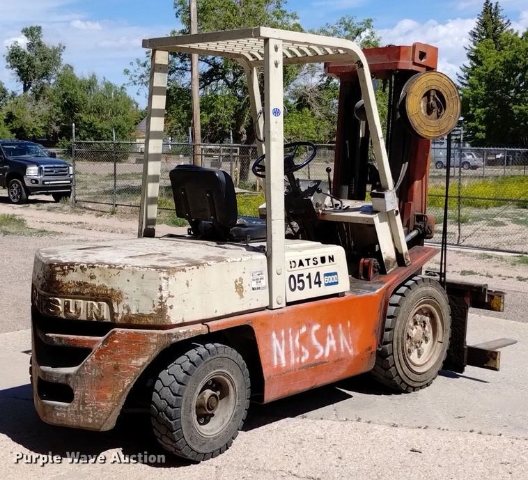 image for item DQ6128 Datsun 6000 forklift