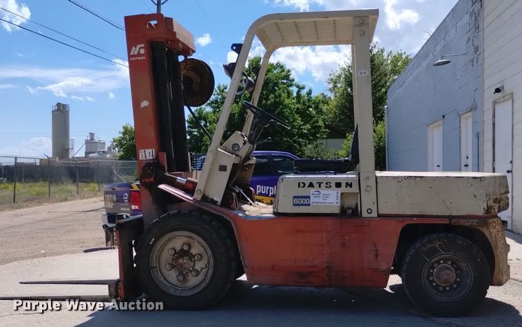 image for item DQ6128 Datsun 6000 forklift
