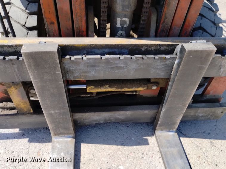 image for item DQ6128 Datsun 6000 forklift