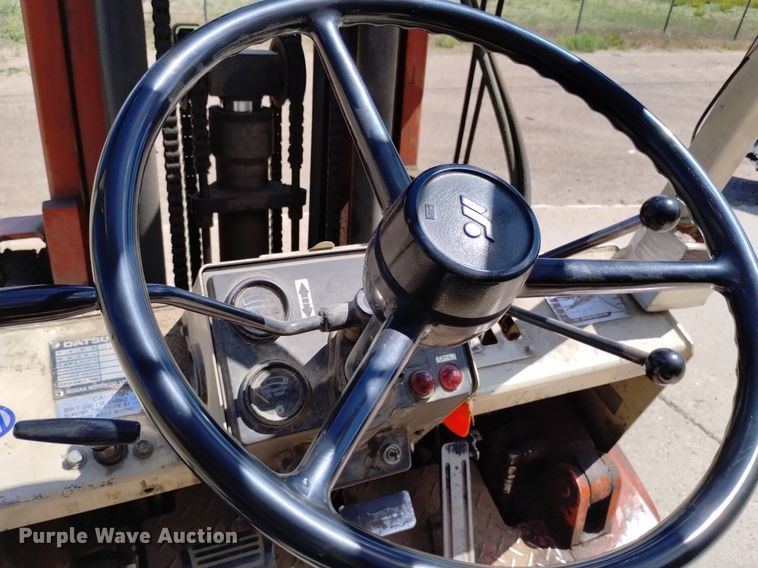 image for item DQ6128 Datsun 6000 forklift