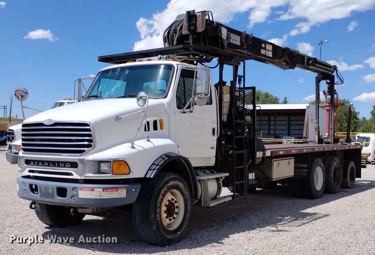 image for item DQ6130 2005 Sterling  crane truck