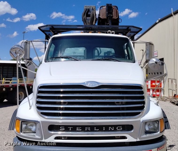 image for item DQ6130 2005 Sterling  crane truck