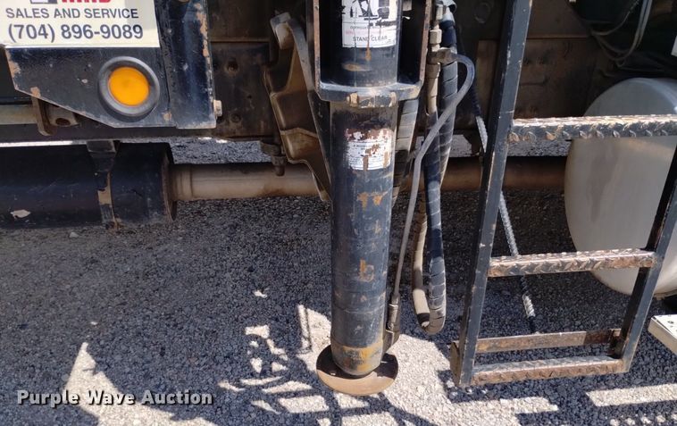 image for item DQ6130 2005 Sterling  crane truck