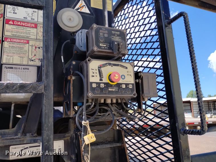 image for item DQ6130 2005 Sterling  crane truck