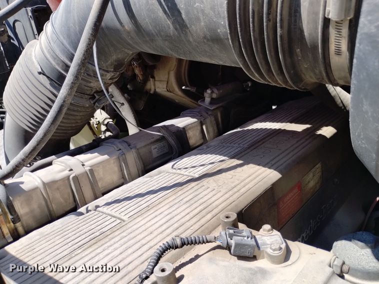 image for item DQ6130 2005 Sterling  crane truck