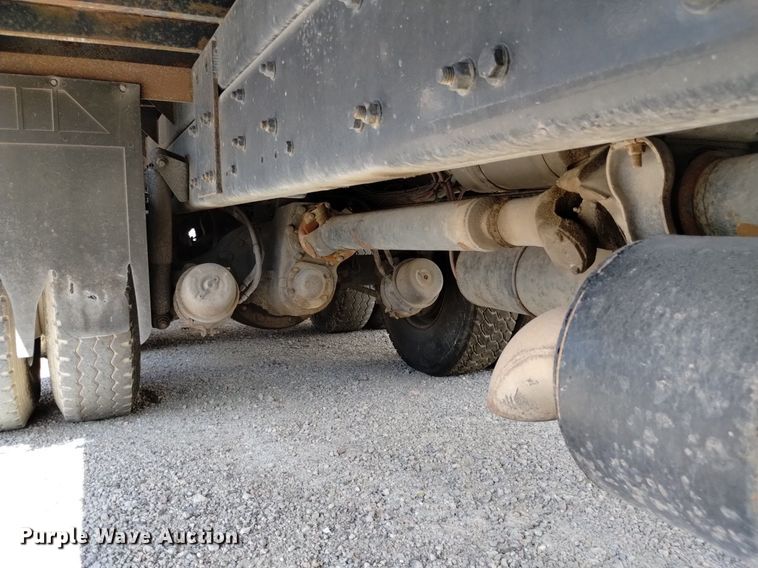 image for item DQ6130 2005 Sterling  crane truck