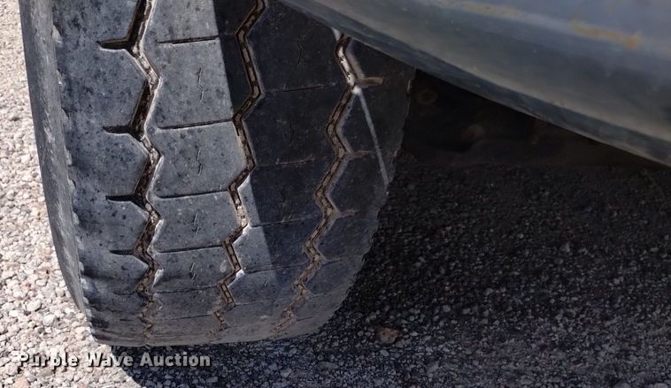 image for item DQ6130 2005 Sterling  crane truck