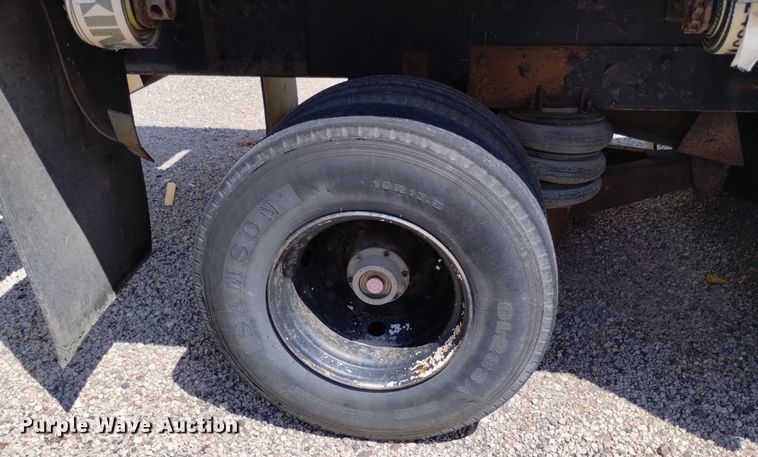 image for item DQ6130 2005 Sterling  crane truck