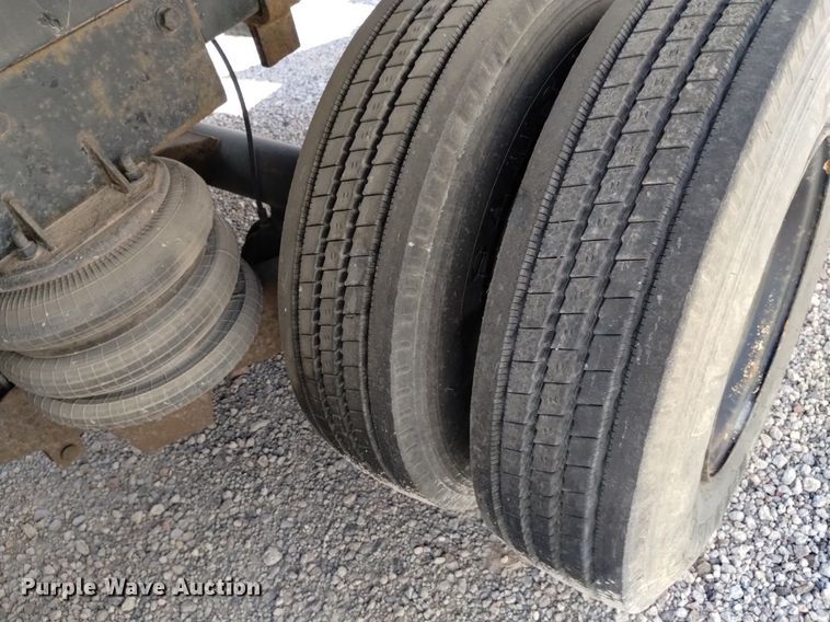 image for item DQ6130 2005 Sterling  crane truck