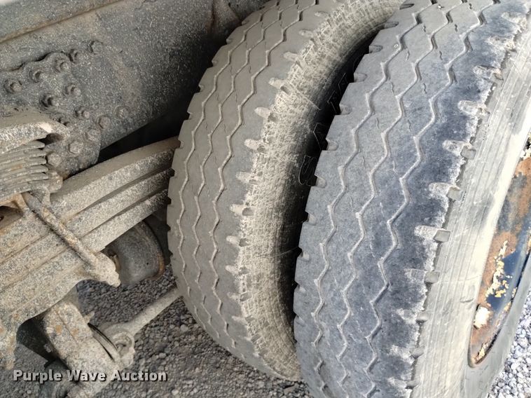 image for item DQ6130 2005 Sterling  crane truck