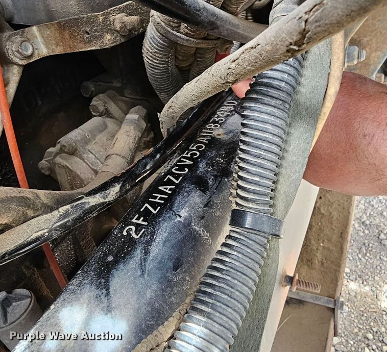 image for item DQ6130 2005 Sterling  crane truck