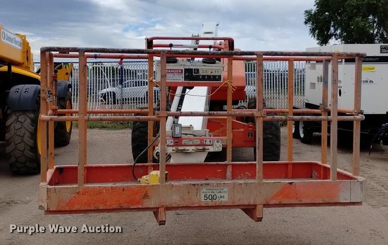 image for item DQ6142 2005 Snorkel  TB60 boom lift