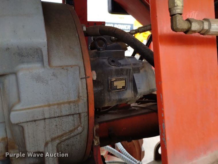 image for item DQ6142 2005 Snorkel  TB60 boom lift