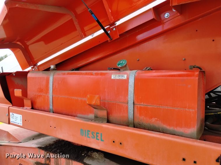 image for item DQ6142 2005 Snorkel  TB60 boom lift