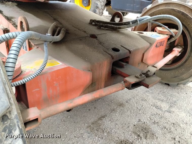 image for item DQ6142 2005 Snorkel  TB60 boom lift