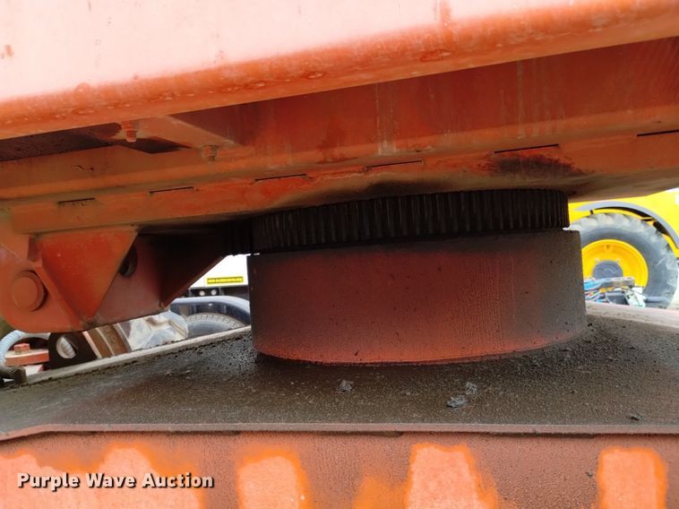 image for item DQ6142 2005 Snorkel  TB60 boom lift