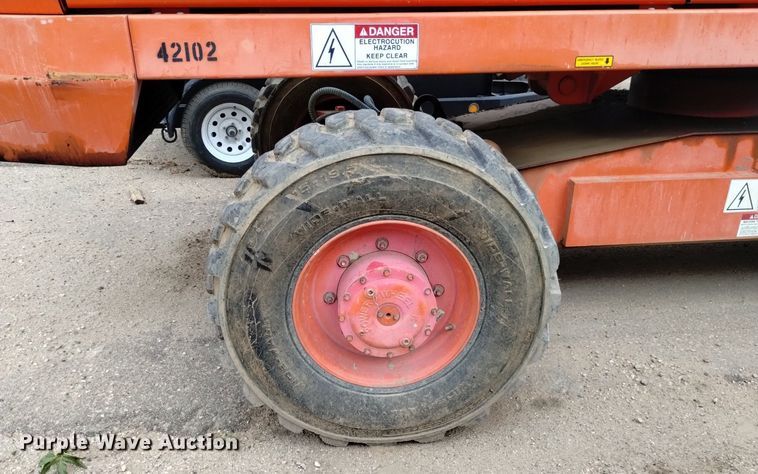 image for item DQ6142 2005 Snorkel  TB60 boom lift