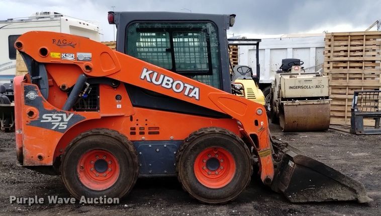 image for item DQ6143 2016 Kubota SSV75 skid steer loader