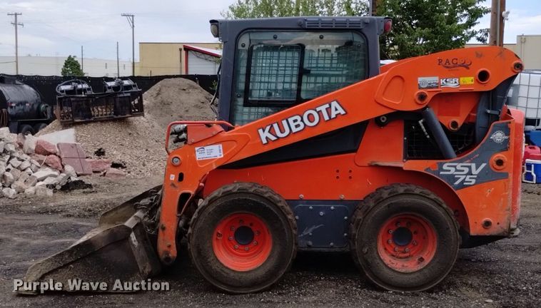 image for item DQ6143 2016 Kubota SSV75 skid steer loader