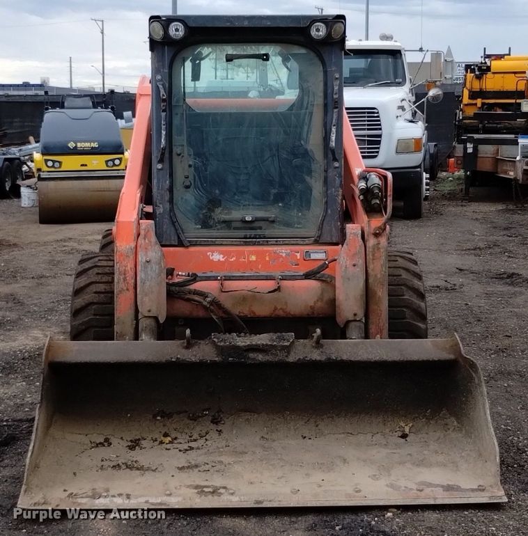 image for item DQ6143 2016 Kubota SSV75 skid steer loader