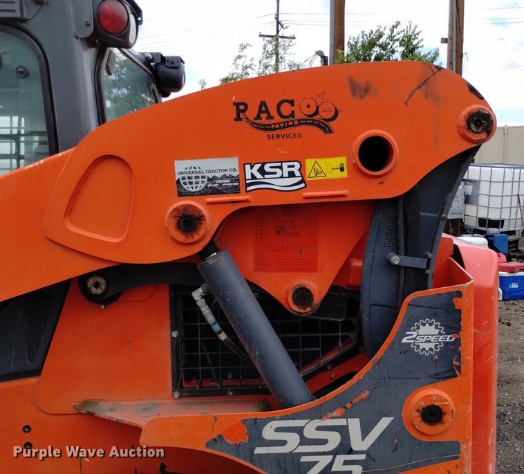 image for item DQ6143 2016 Kubota SSV75 skid steer loader