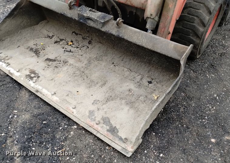 image for item DQ6143 2016 Kubota SSV75 skid steer loader