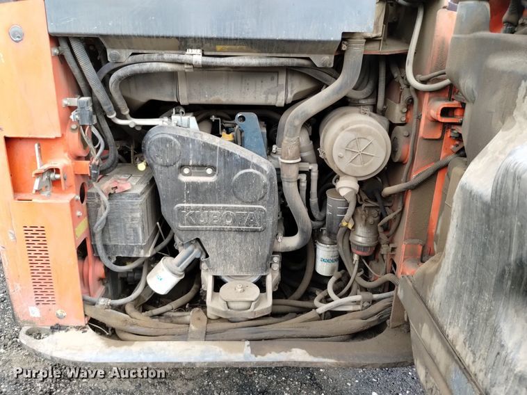 image for item DQ6143 2016 Kubota SSV75 skid steer loader