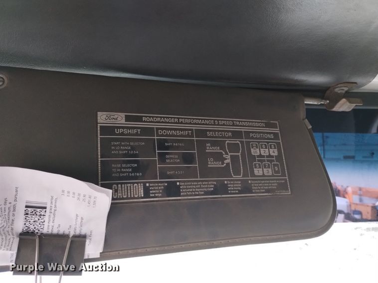 image for item DQ6144 1993 Ford L9000 AeroMax semi truck