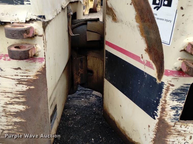 image for item DQ6146 1994 Ingersoll Rand  DD22 double drum vibratory roller