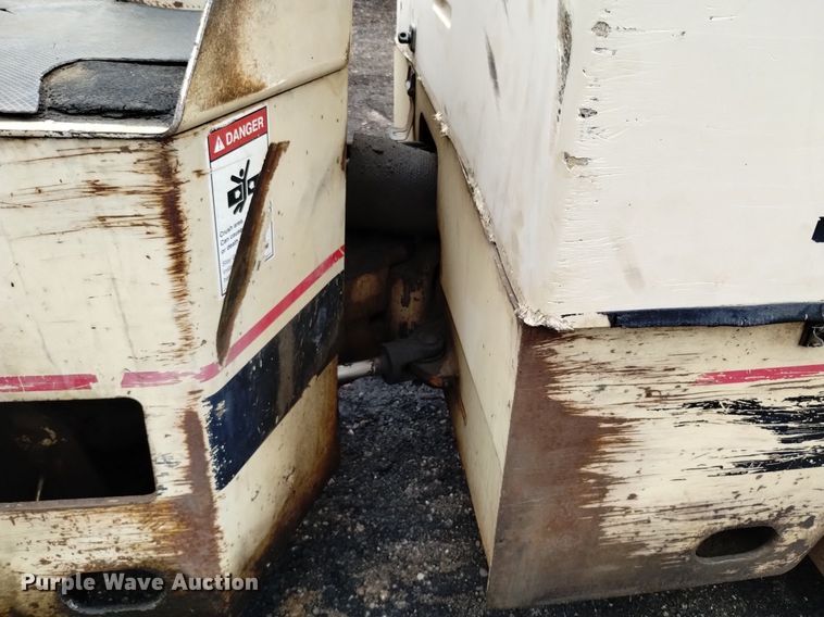 image for item DQ6146 1994 Ingersoll Rand  DD22 double drum vibratory roller