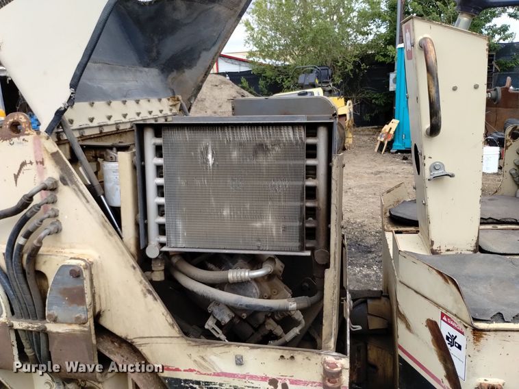 image for item DQ6146 1994 Ingersoll Rand  DD22 double drum vibratory roller