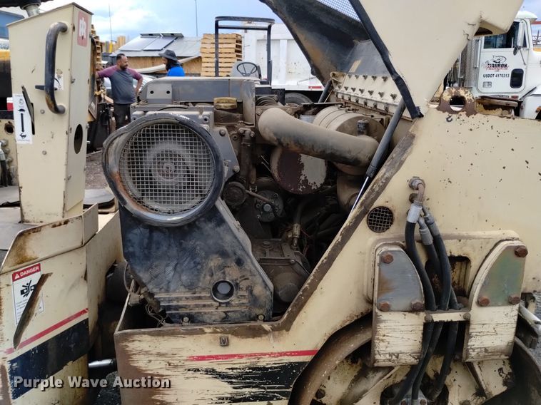 image for item DQ6146 1994 Ingersoll Rand  DD22 double drum vibratory roller