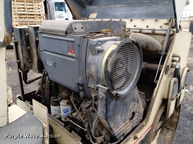 image for item DQ6146 1994 Ingersoll Rand  DD22 double drum vibratory roller