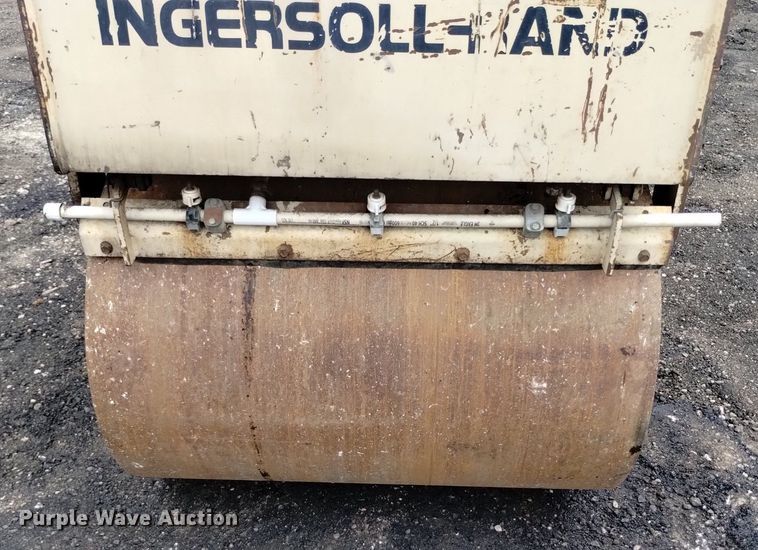 image for item DQ6146 1994 Ingersoll Rand  DD22 double drum vibratory roller