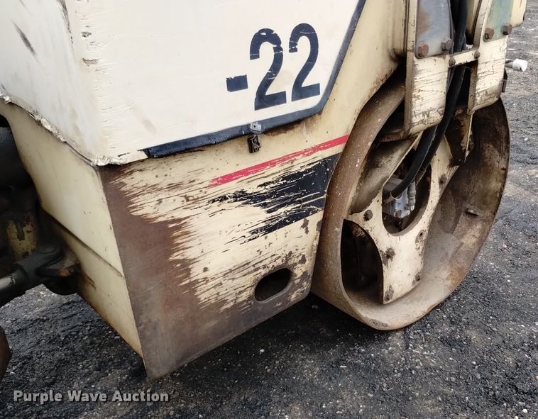 image for item DQ6146 1994 Ingersoll Rand  DD22 double drum vibratory roller