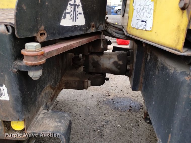 image for item DQ6148 1999 Wacker RD11A double drum roller