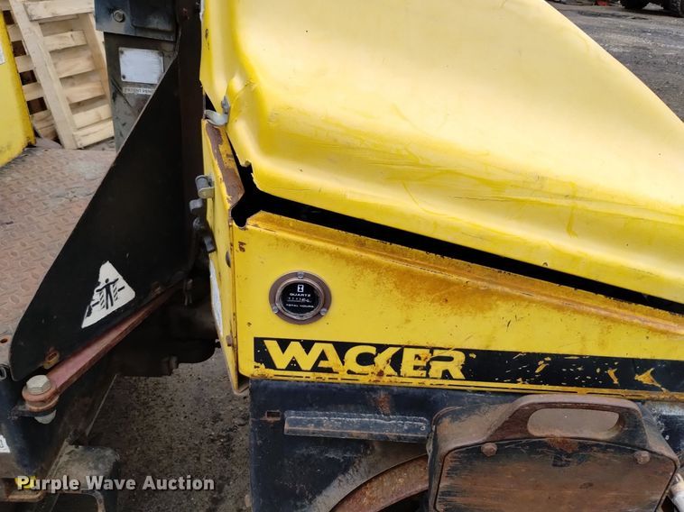 image for item DQ6148 1999 Wacker RD11A double drum roller