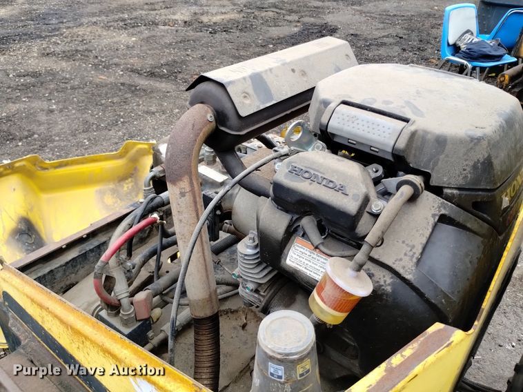 image for item DQ6148 1999 Wacker RD11A double drum roller