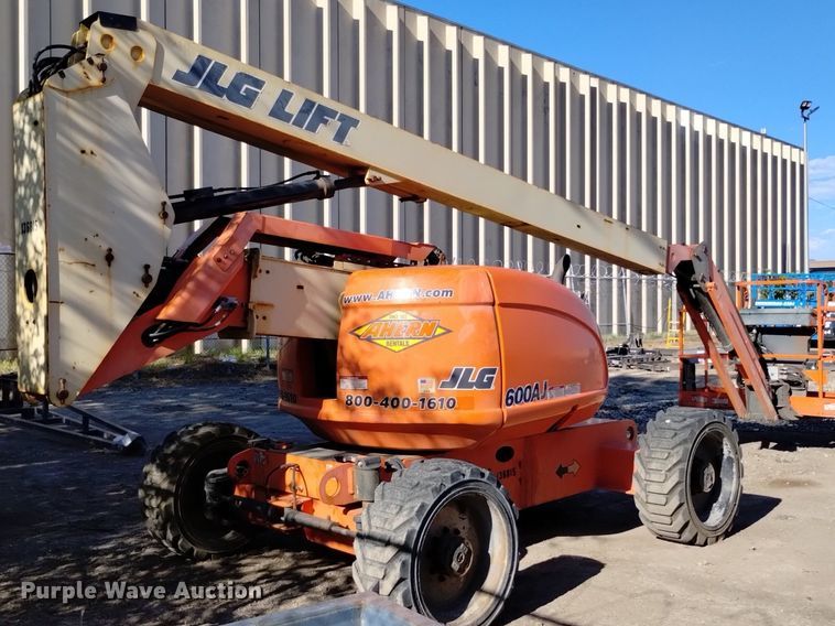 image for item DQ6153 2014 JLG 600AJ boom lift